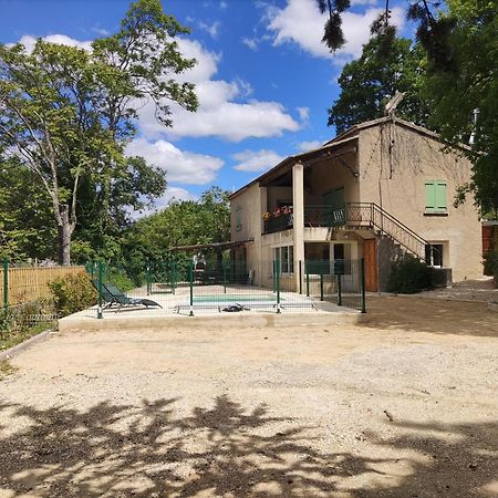 Maison Confortable A Ansouis Dans Le Luberon Bagian luar foto