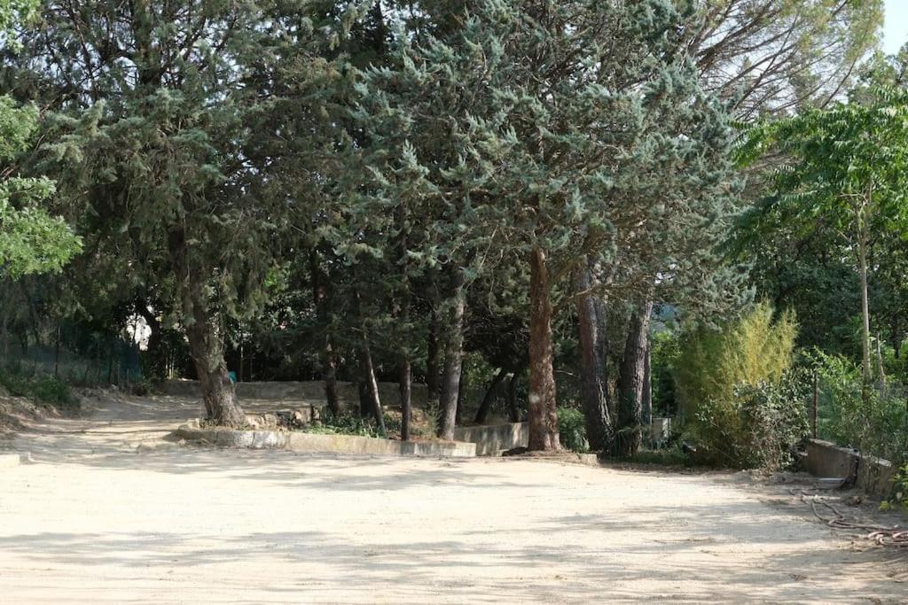 Maison Confortable A Ansouis Dans Le Luberon Bagian luar foto
